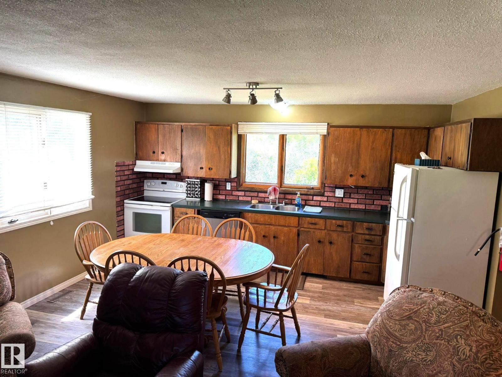 411048C Buster Creek RD - 38