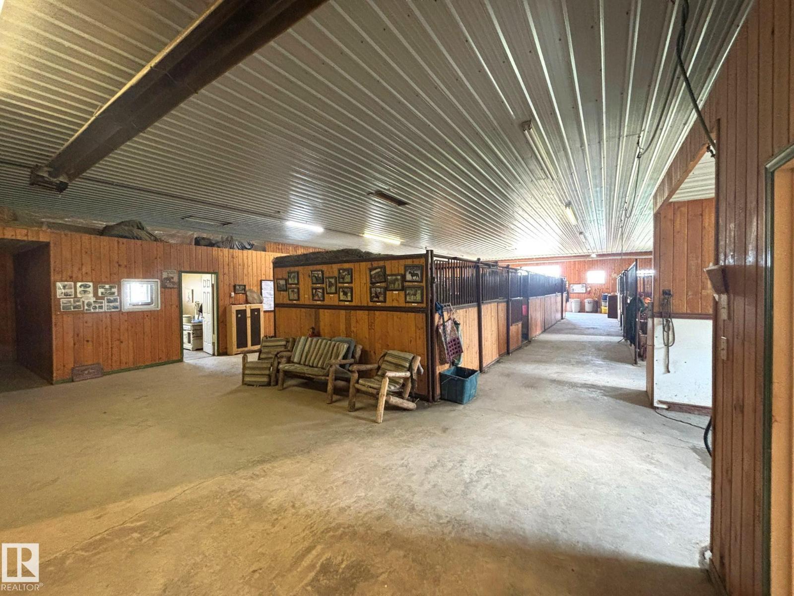 411048C Buster Creek RD - 48