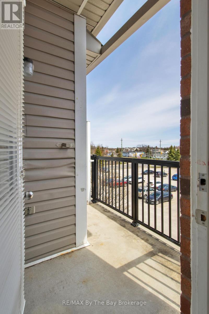 #311 16 WESTBURY ROAD - 11
