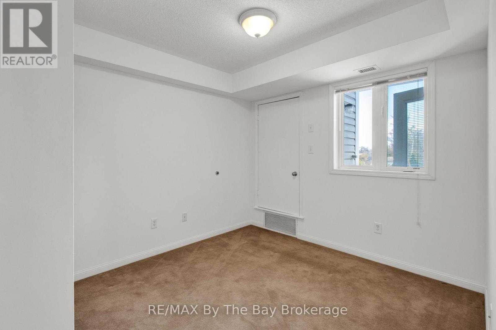 #311 16 WESTBURY ROAD - 14