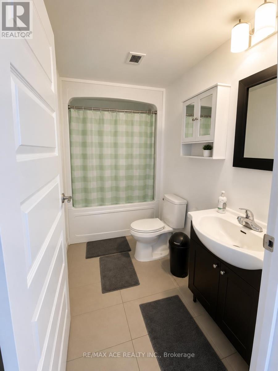#504 158 KING STREET N - 9