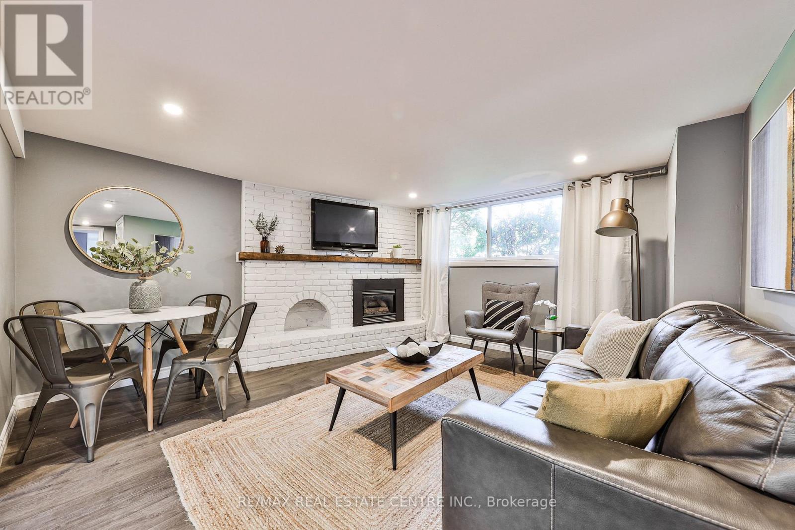 172 HANOVER PLACE - 24