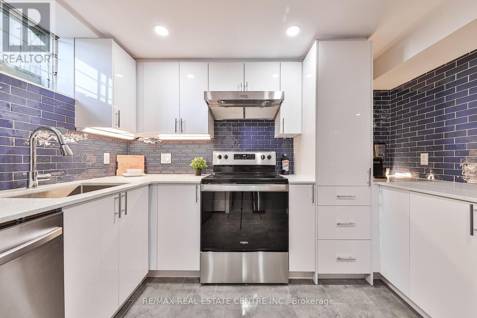 172 HANOVER PLACE - 27
