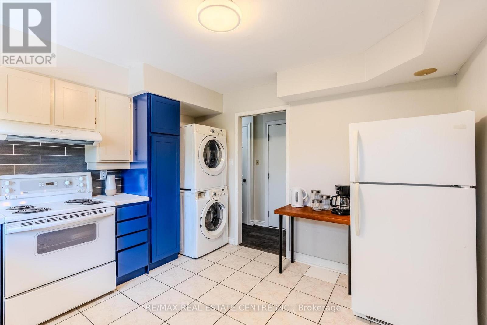 172 HANOVER PLACE - 9
