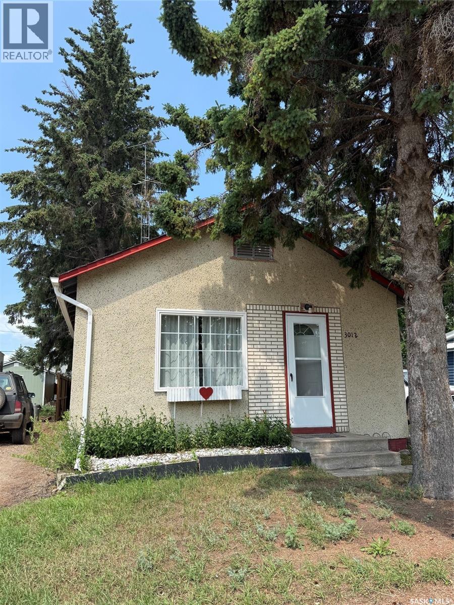 3012 Main STREET - 1
