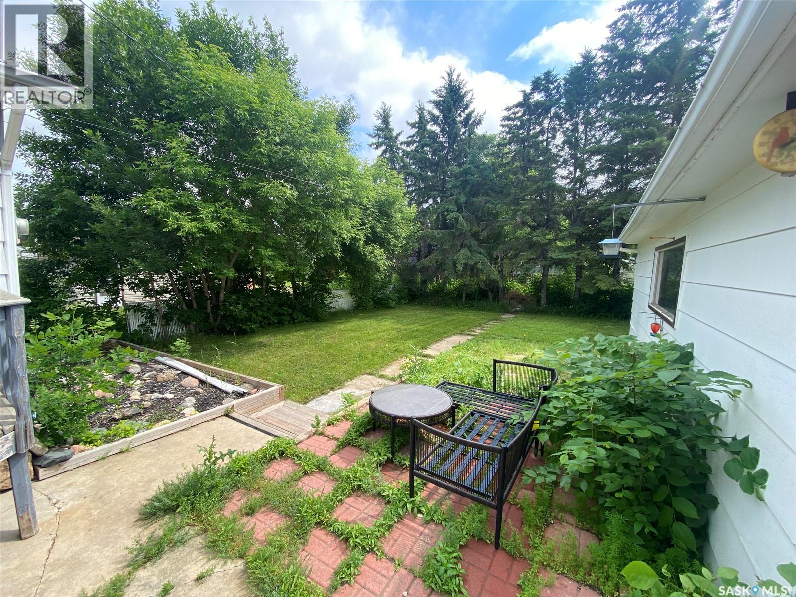 65 Irwin AVENUE — photo 20