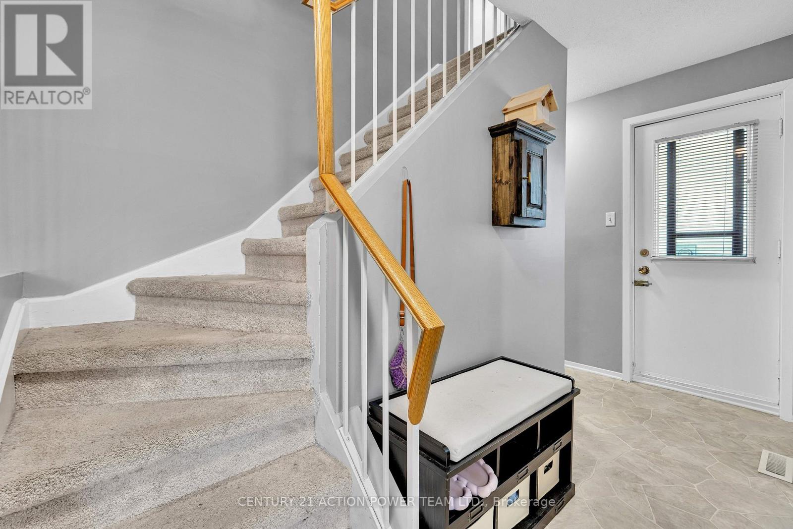 1810 SIMARD DRIVE - 13
