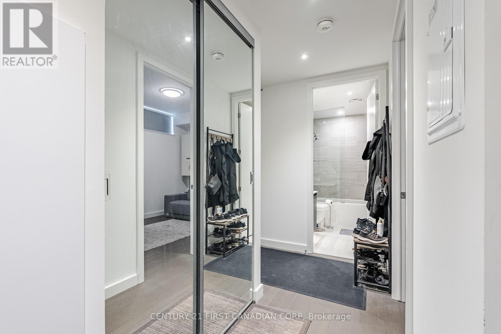 #1405 81 WELLESLEY STREET E - 13