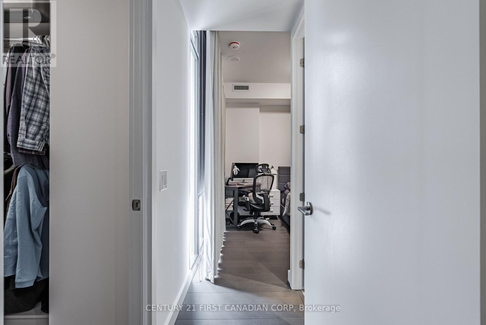 #1405 81 WELLESLEY STREET E - 16