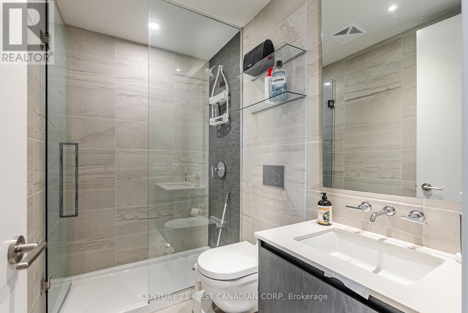 #1405 81 WELLESLEY STREET E - 22