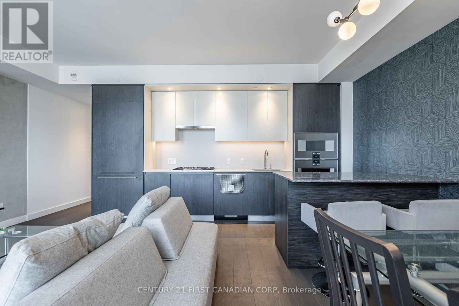 #1405 81 WELLESLEY STREET E - 3