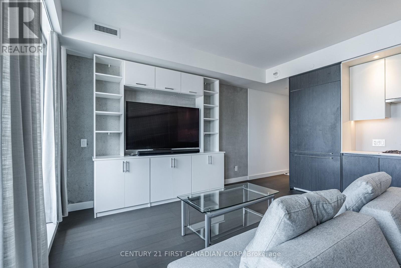 #1405 81 WELLESLEY STREET E - 31