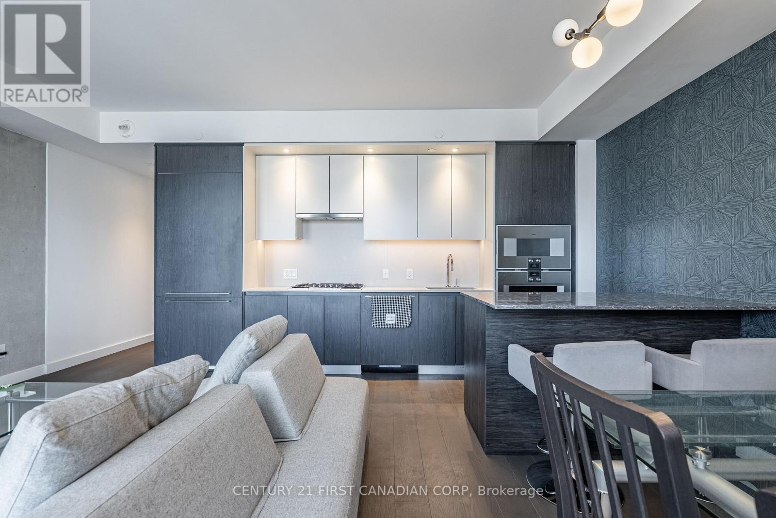 #1405 81 WELLESLEY STREET E - 4