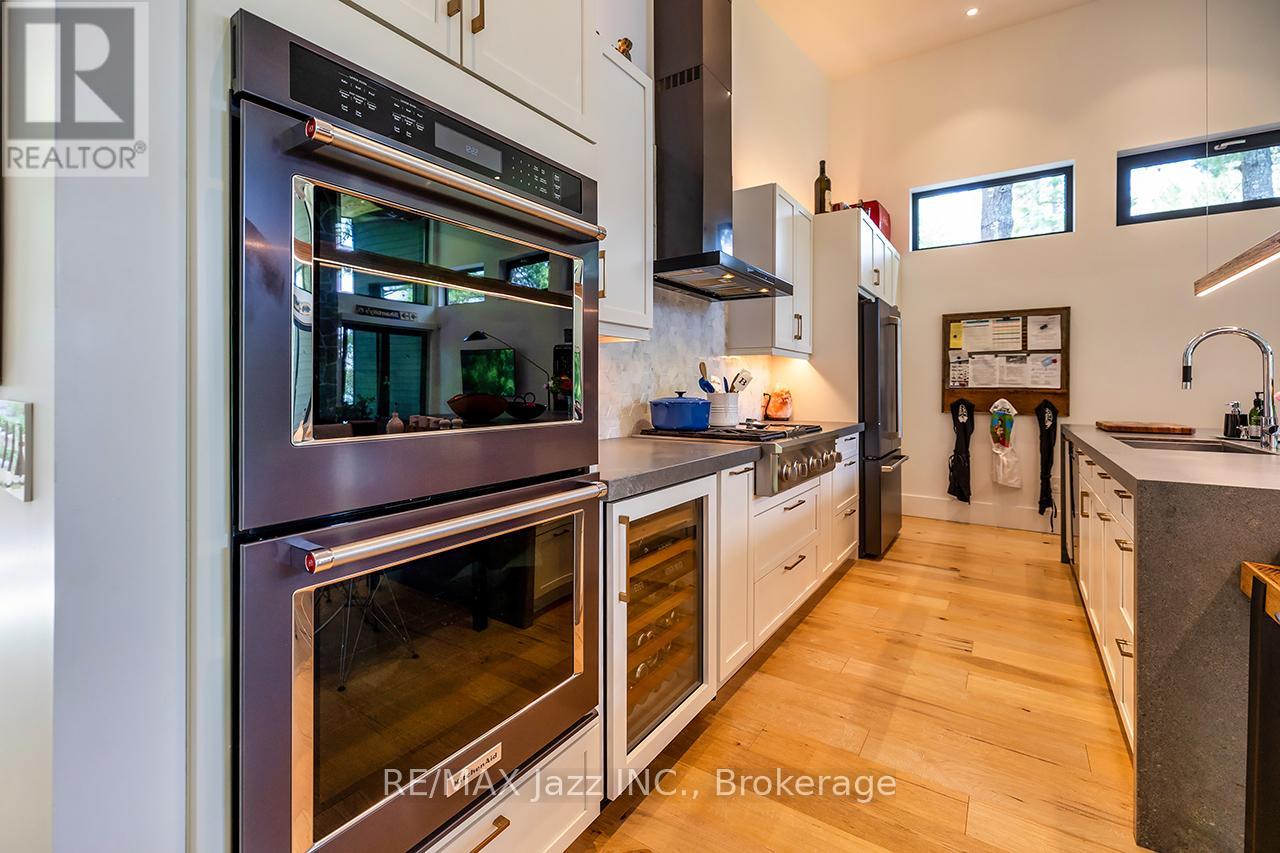 88 BROCK ROAD - 6