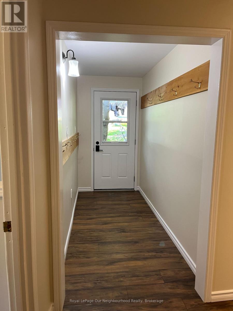 72 LAKESHORE ROAD - 12