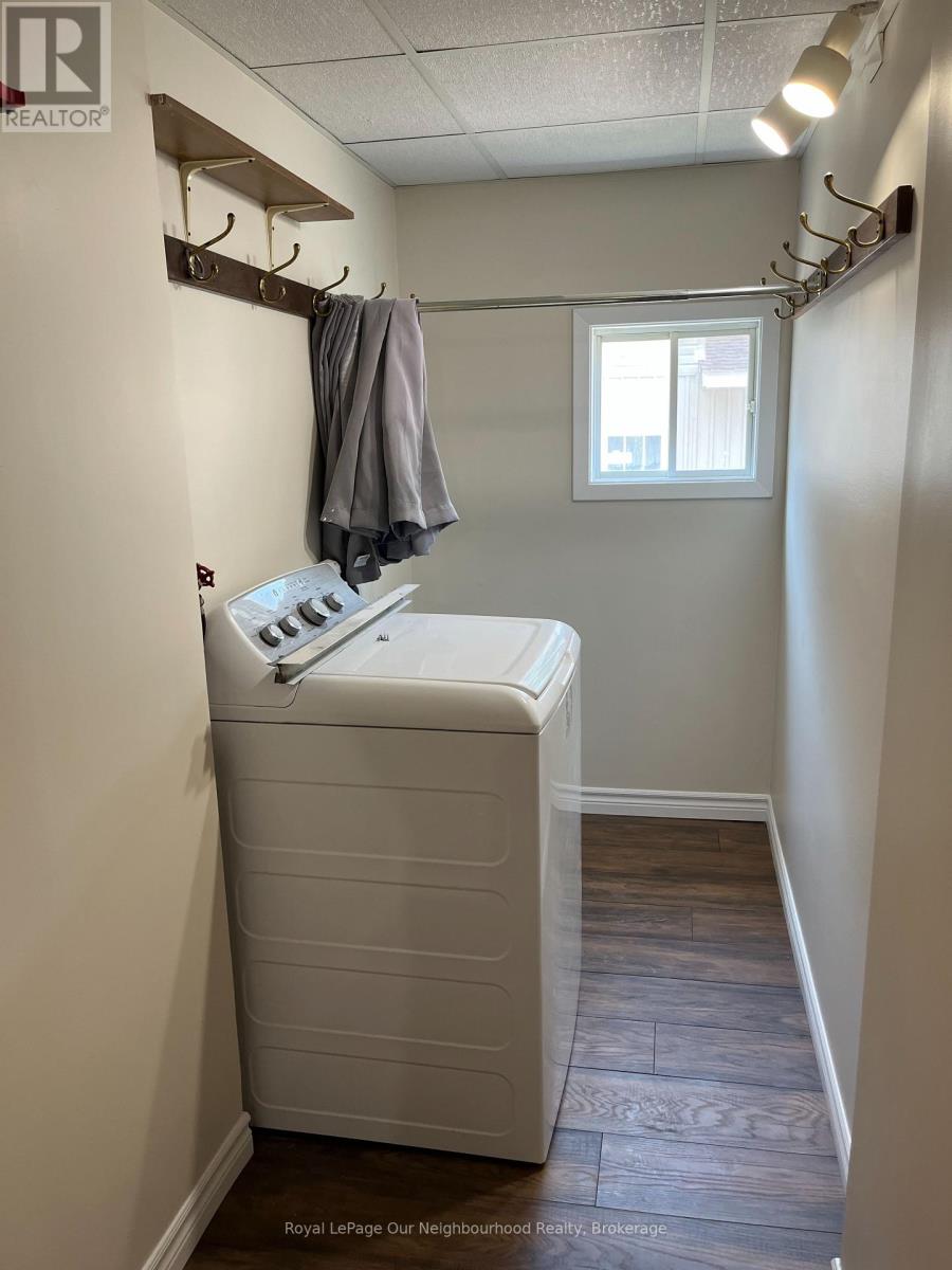 72 LAKESHORE ROAD - 13