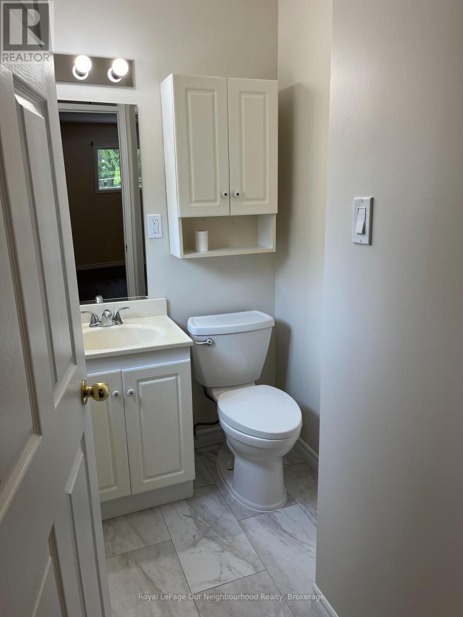72 LAKESHORE ROAD - 18