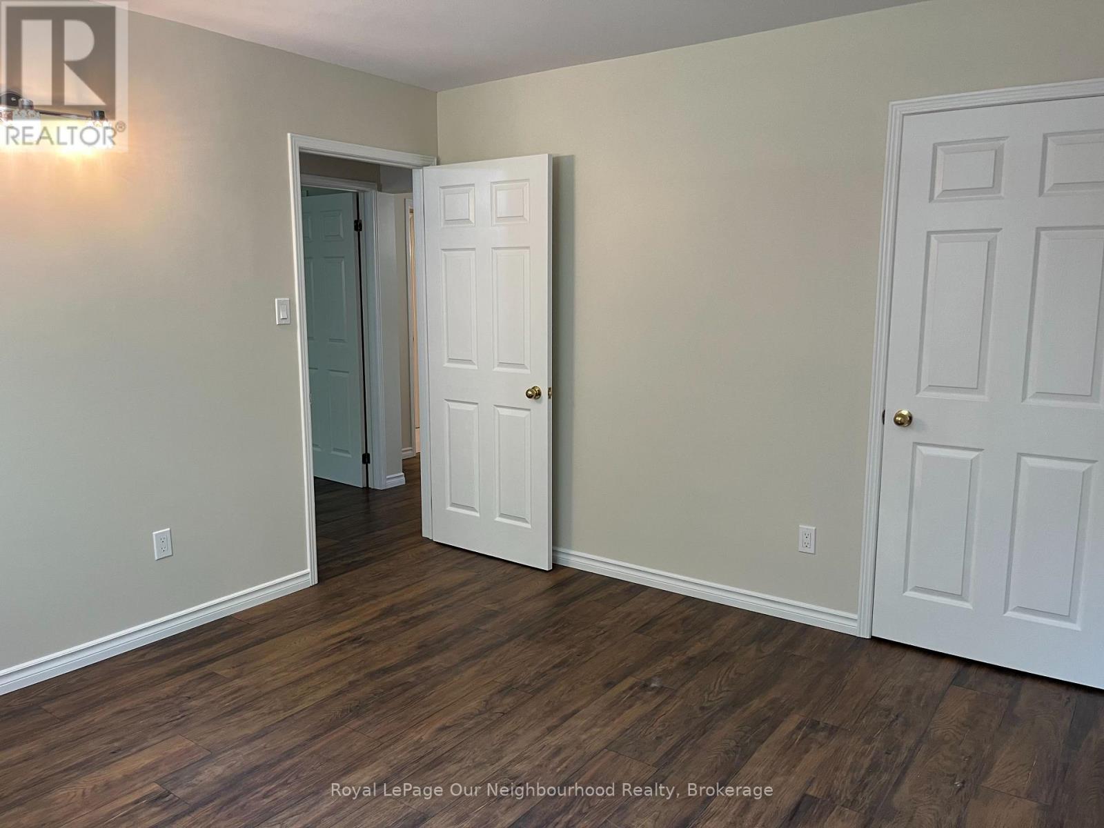 72 LAKESHORE ROAD - 19