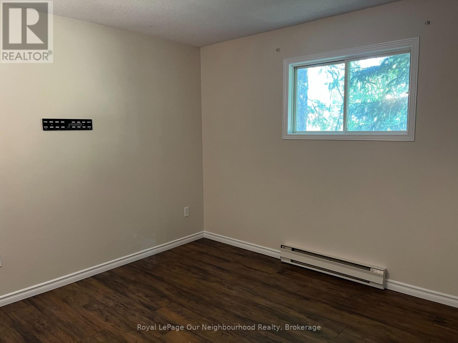 72 LAKESHORE ROAD - 20
