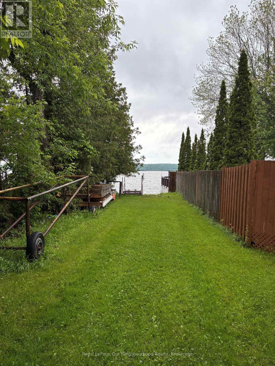 72 LAKESHORE ROAD - 3