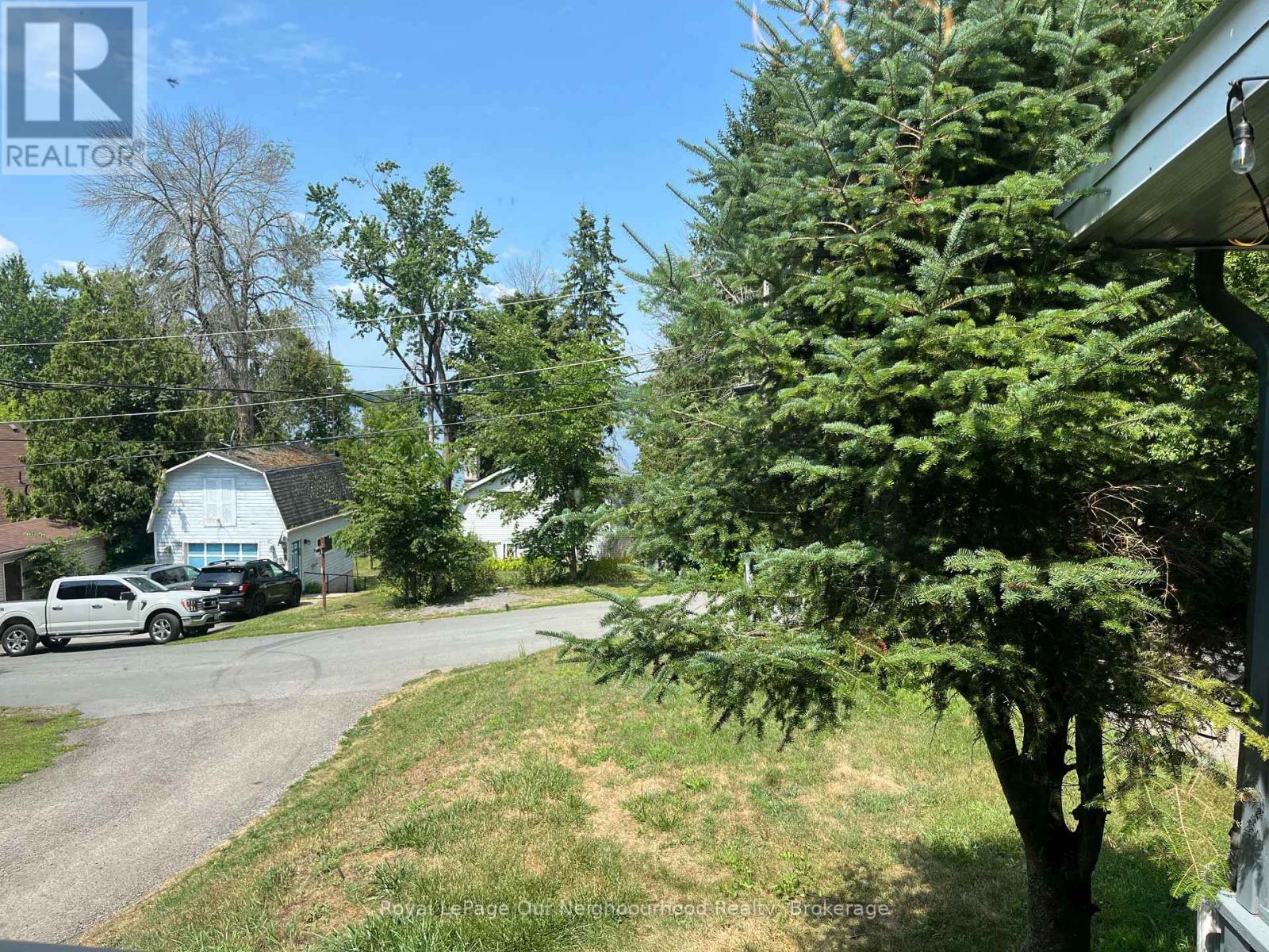 72 LAKESHORE ROAD - 4