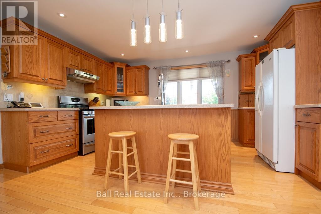 3 CEDAR DRIVE - 15