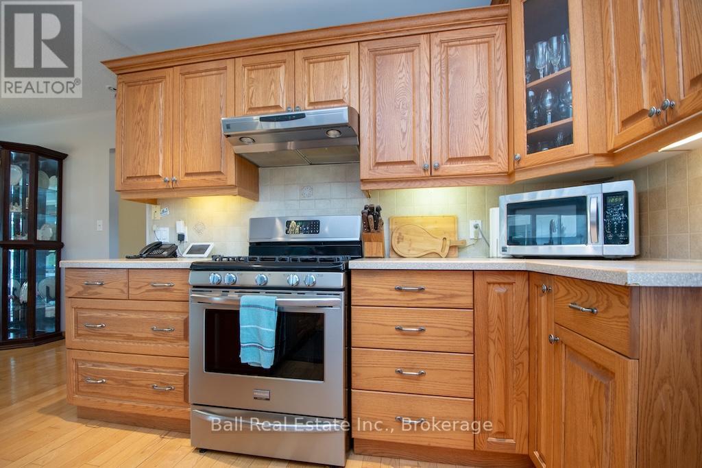 3 CEDAR DRIVE - 19