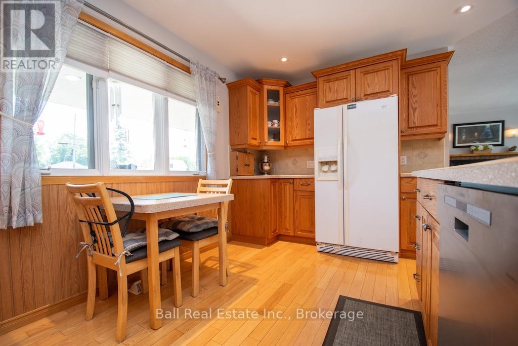 3 CEDAR DRIVE - 20