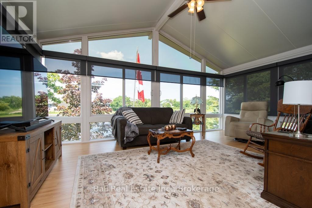3 CEDAR DRIVE - 21