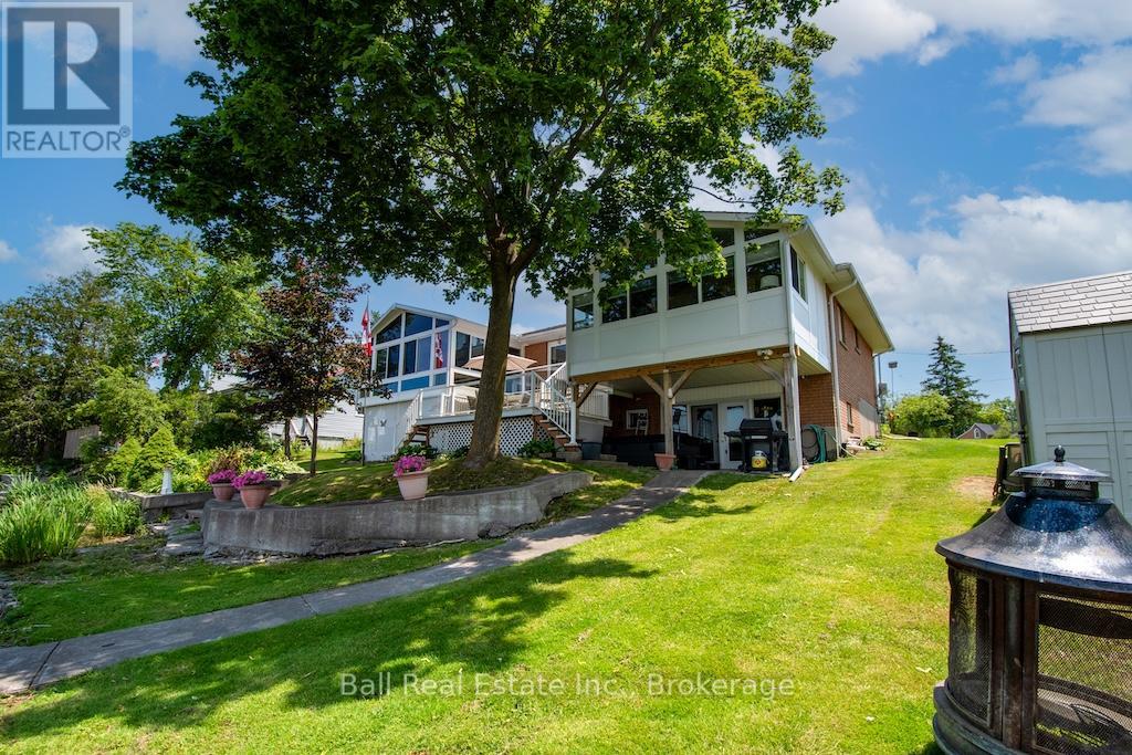 3 CEDAR DRIVE - 42