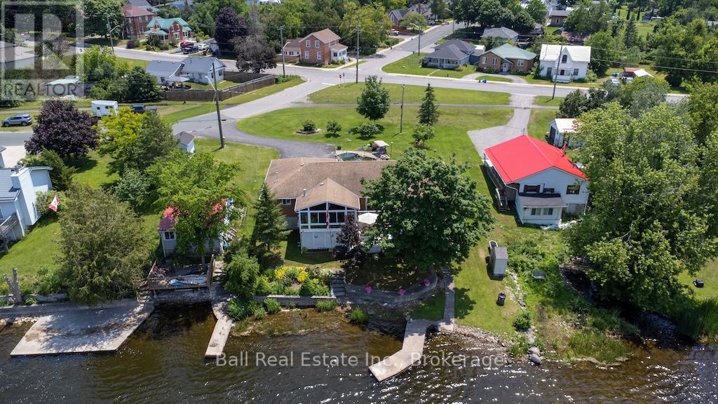 3 CEDAR DRIVE - 44