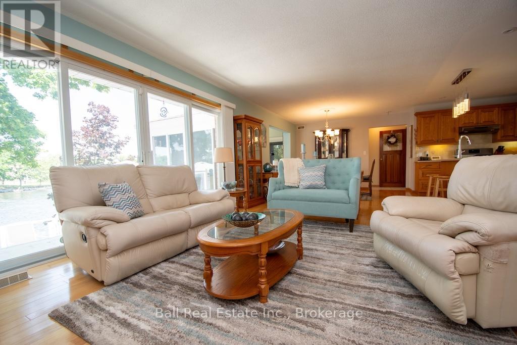 3 CEDAR DRIVE - 9