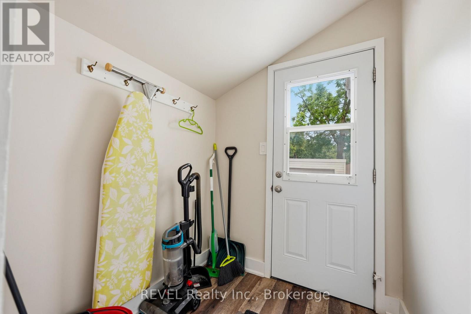 5227 KITCHENER STREET - 24
