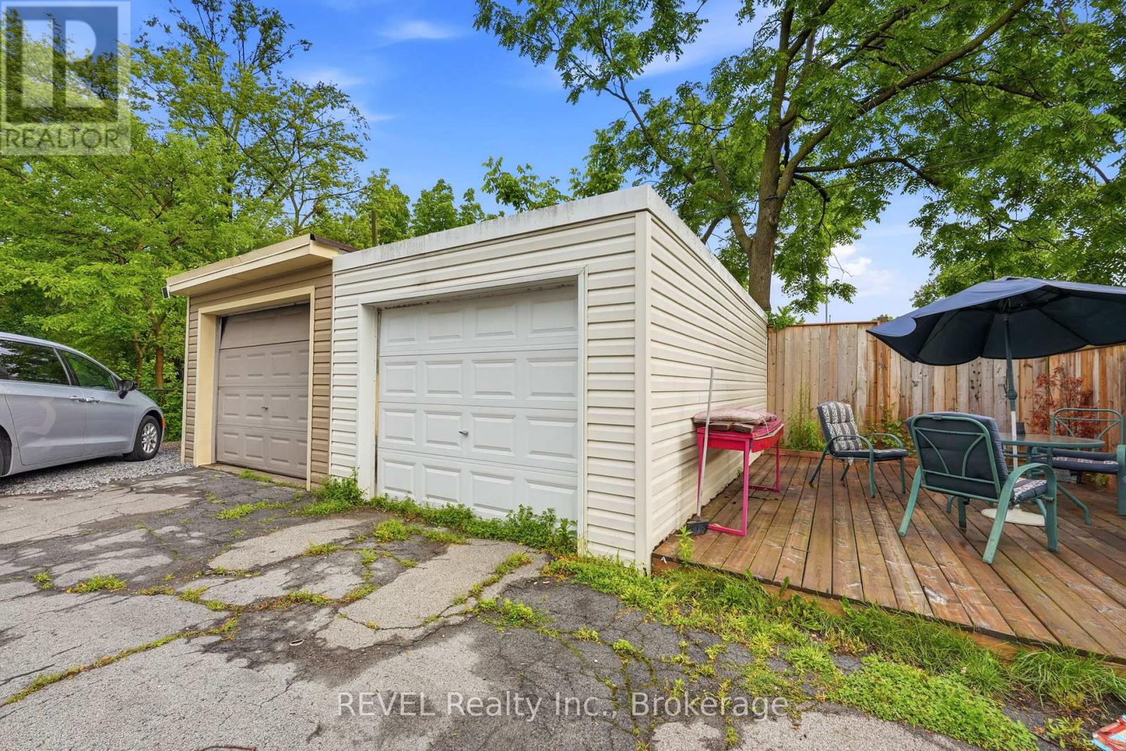 5227 KITCHENER STREET - 28