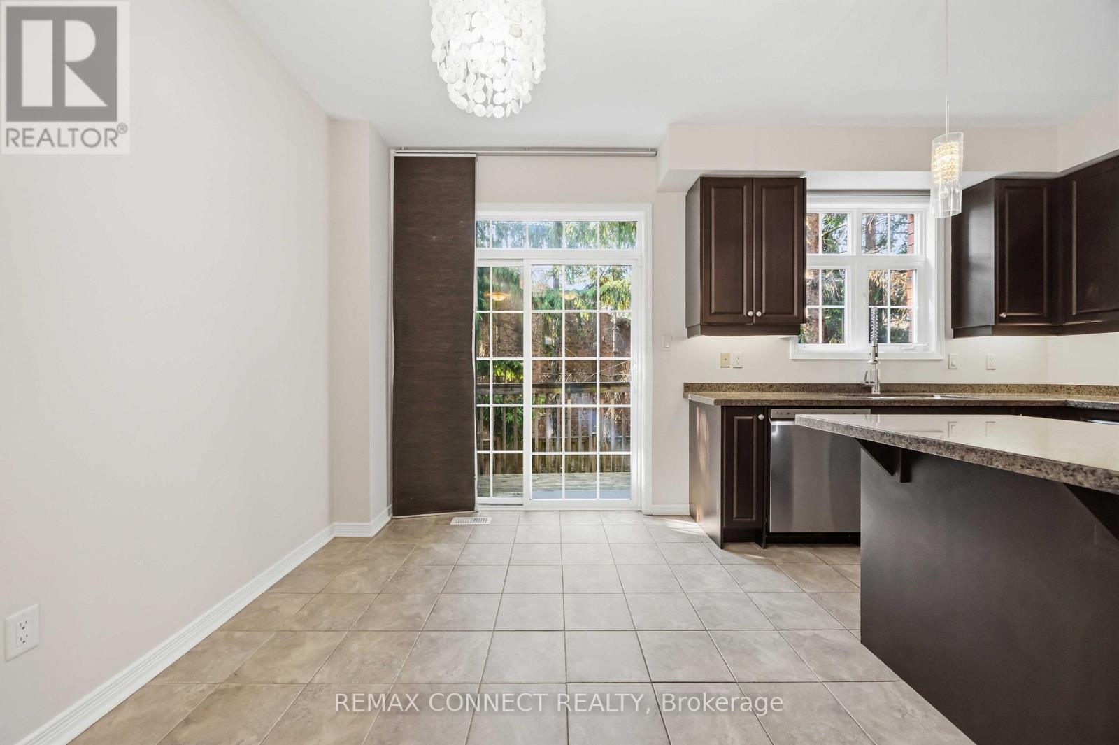 #30 1701 FINCH AVENUE - 16