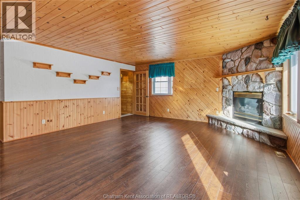 7216 TALBOT TRAIL - 24