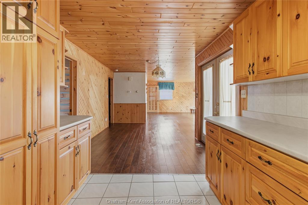 7216 TALBOT TRAIL - 27