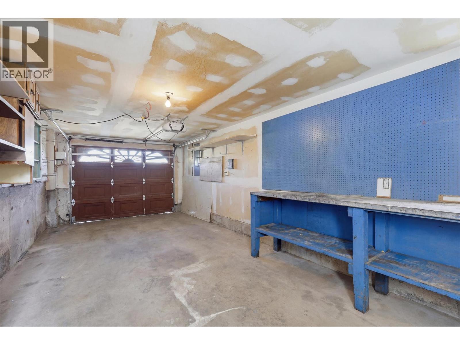868 MCBRIDE Street - 41