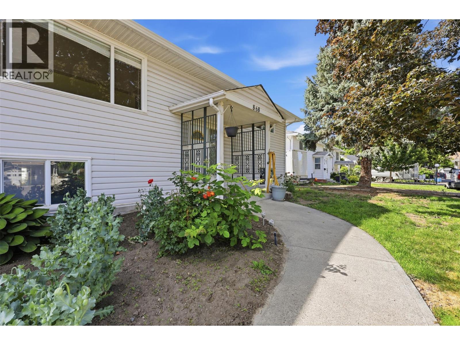 868 MCBRIDE Street - 3