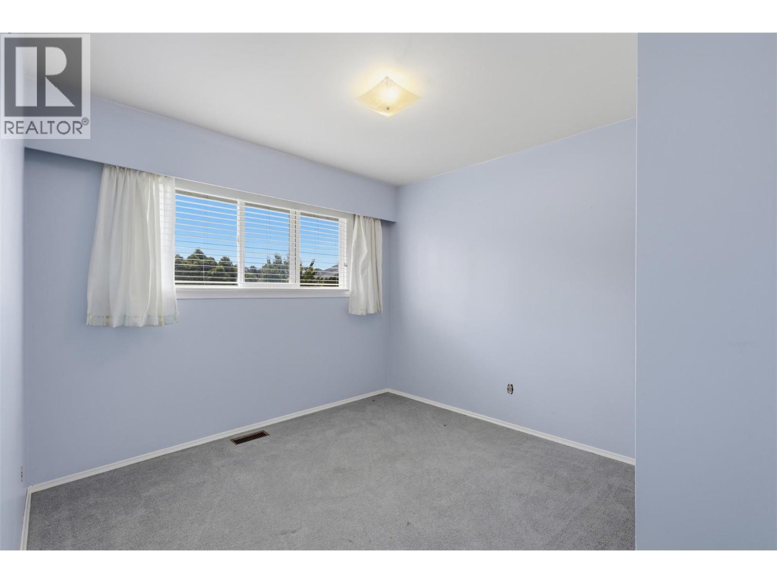 868 MCBRIDE Street - 23