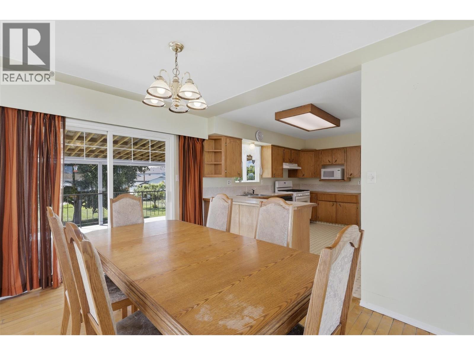 868 MCBRIDE Street - 13