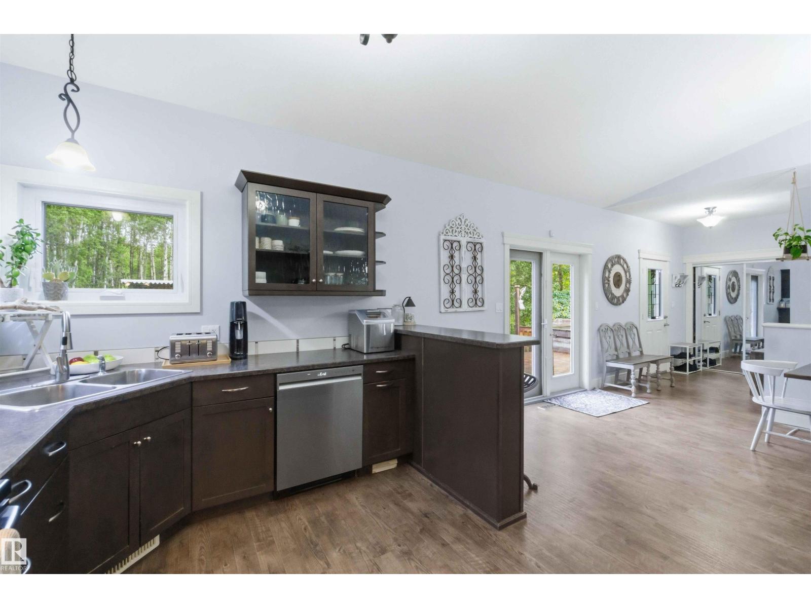 #132 53304 RGE ROAD 30 - 21