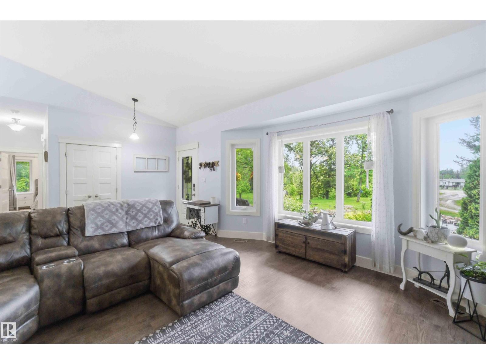 #132 53304 RGE ROAD 30 - 13