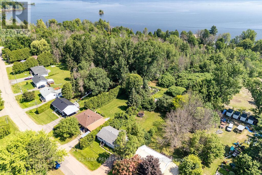 770 MCGUIRE STREET - 32