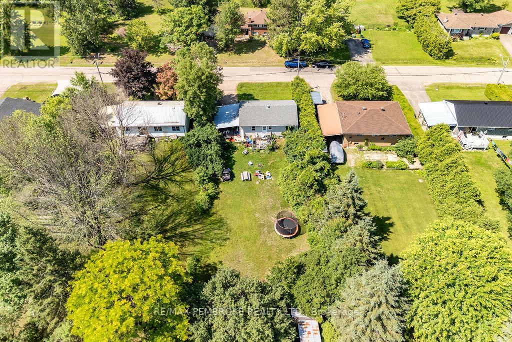 770 MCGUIRE STREET - 8