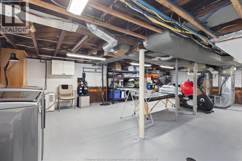 279 FORD BOULEVARD - 22