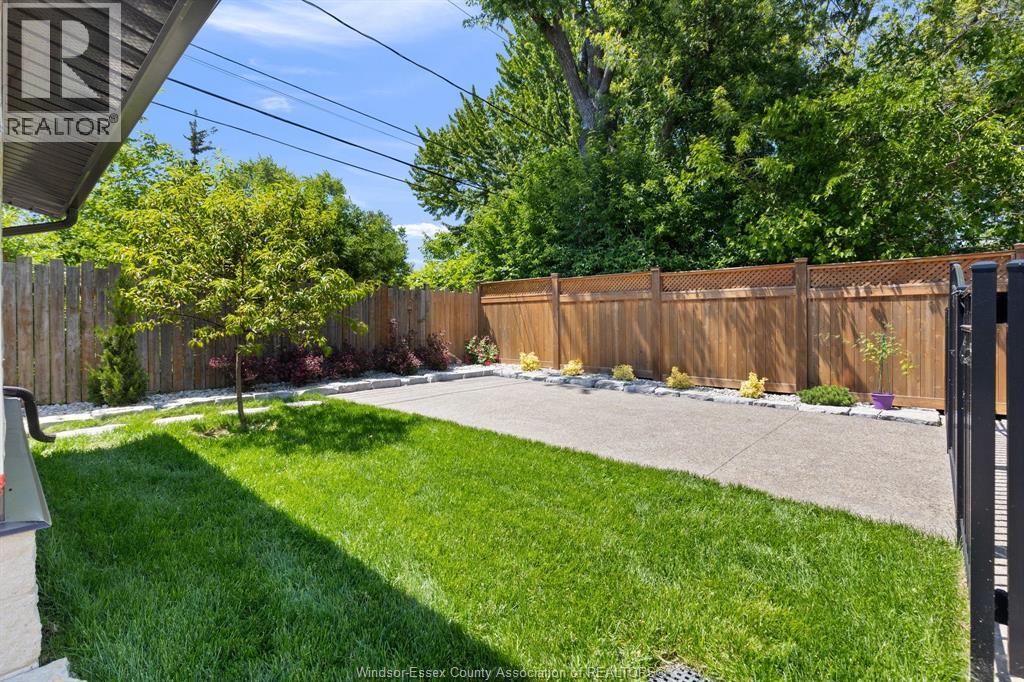 279 FORD BOULEVARD - 29