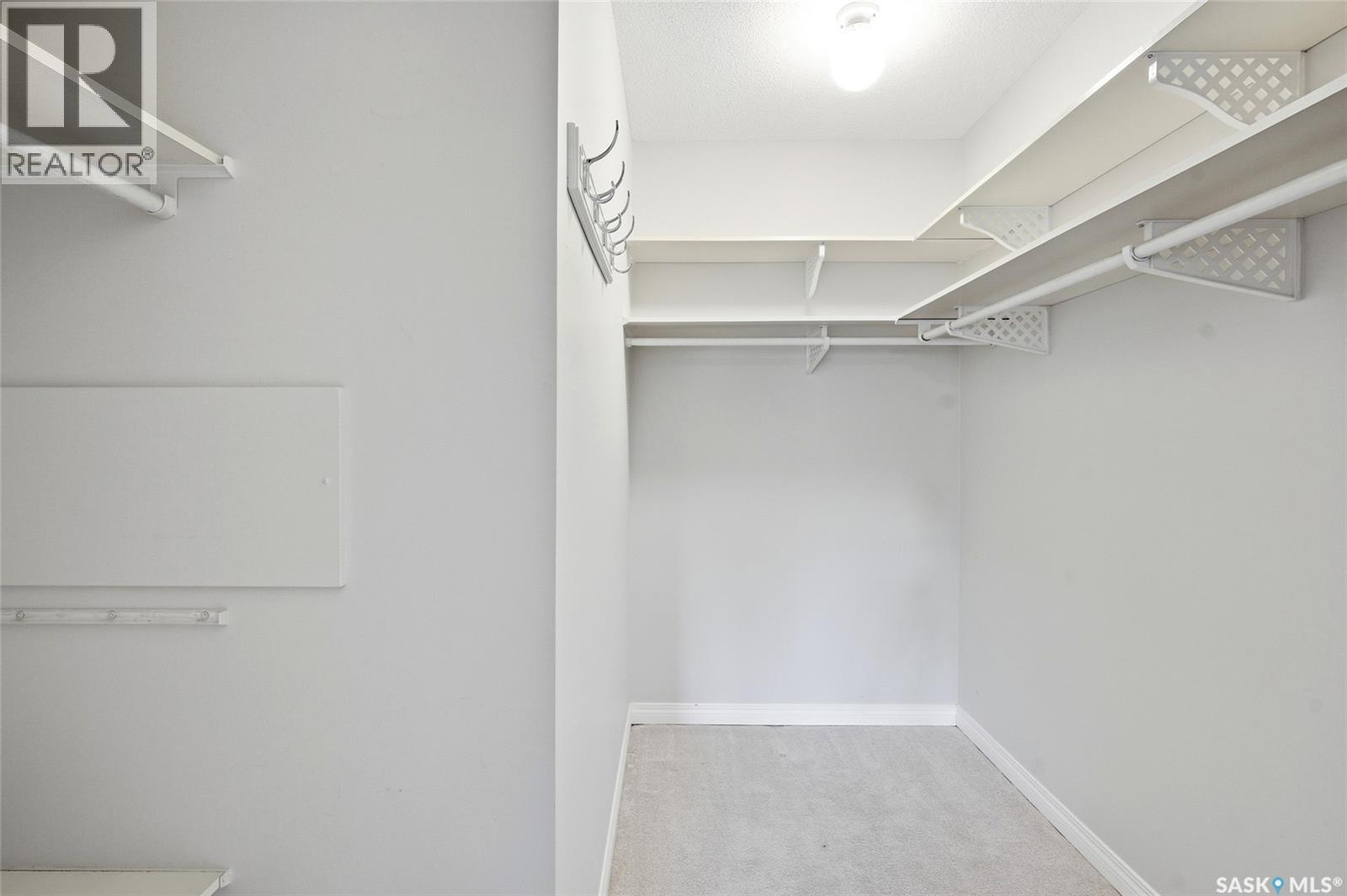 #317 2305 Adelaide STREET E - 15