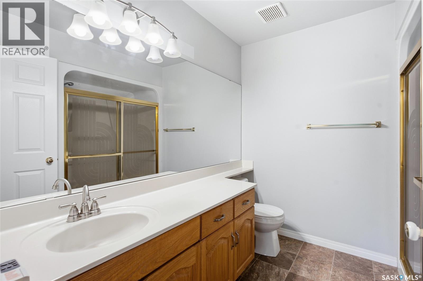 #317 2305 Adelaide STREET E - 16