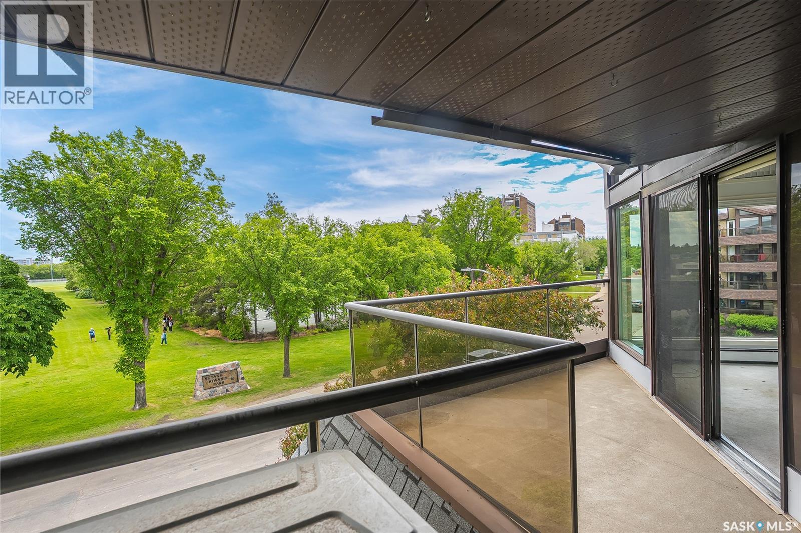 #317 2305 Adelaide STREET E - 24